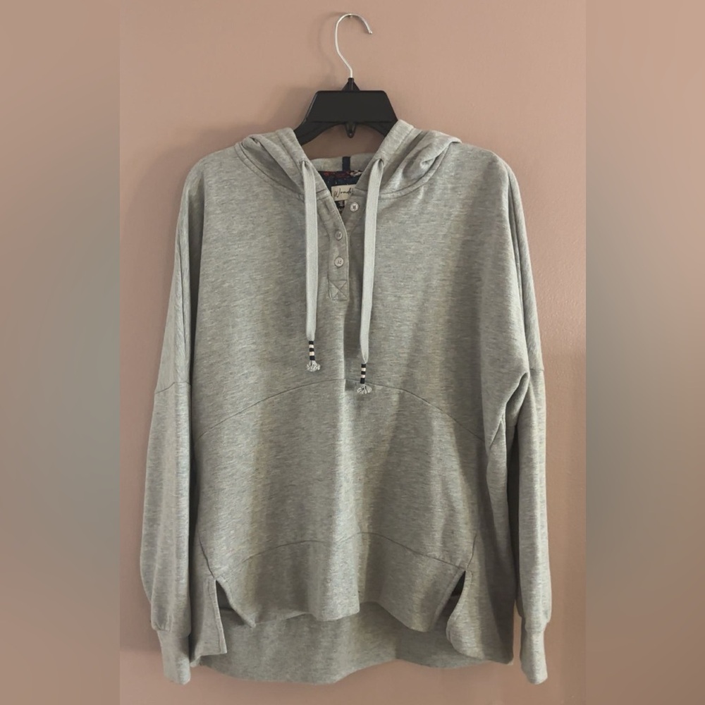 Wonderly Gray Hooded Sweater